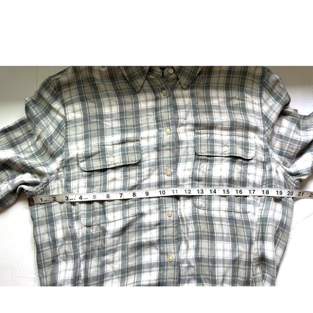 Lauren Ralph Lauren Plaid
Twill Long Sleeve Shirt
Dress NWOT - Size 12 - Picture 10 of 11